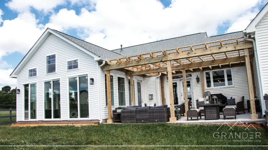 Barnett Road Sunroom + Pergola