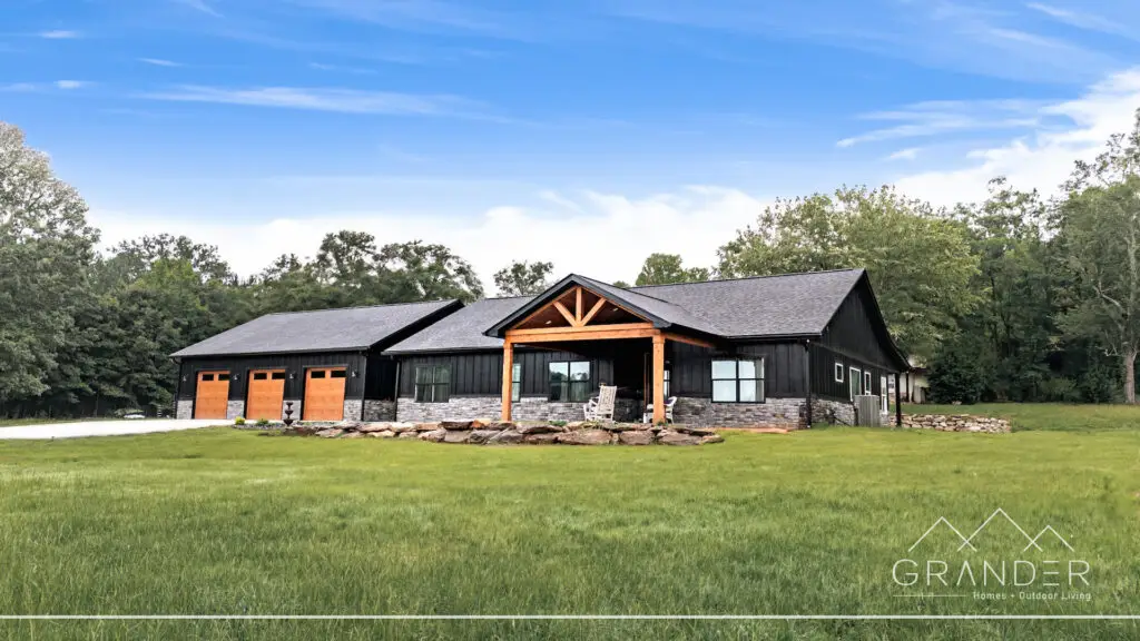 The Contemporary Farmhouse (Travelers Rest Custom Build)