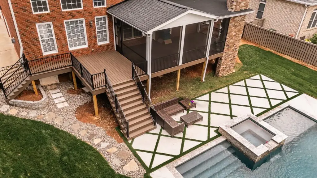 Foxbrooke Poolside Outdoor Living