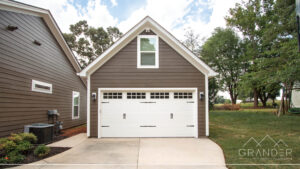 Holiday Rd Garage Build