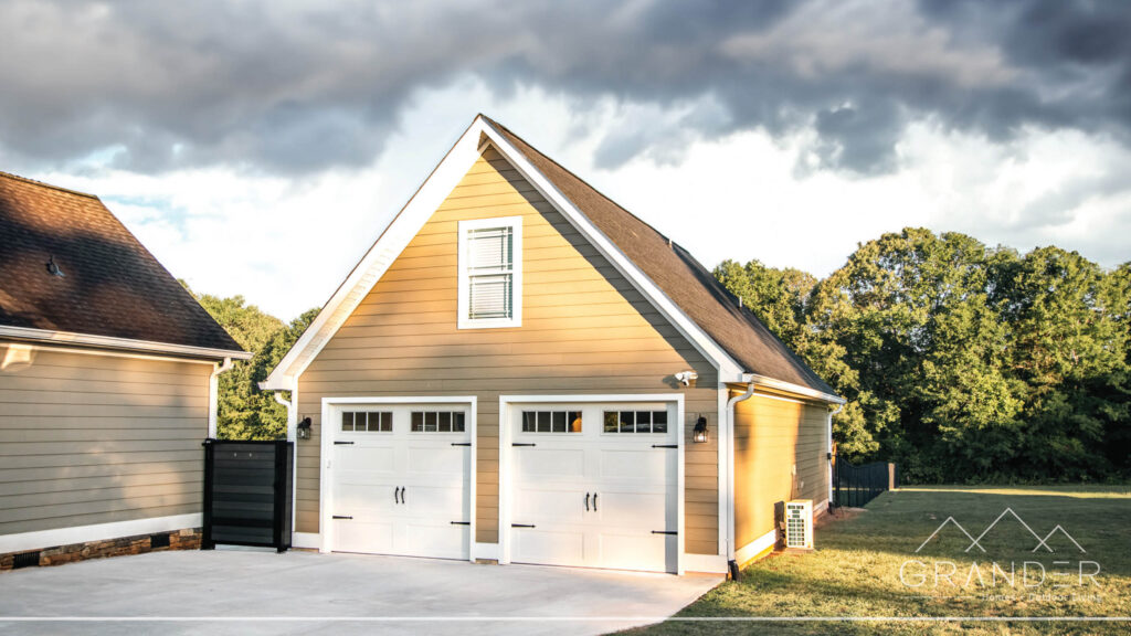 Sunset Detached Garage - Image 1