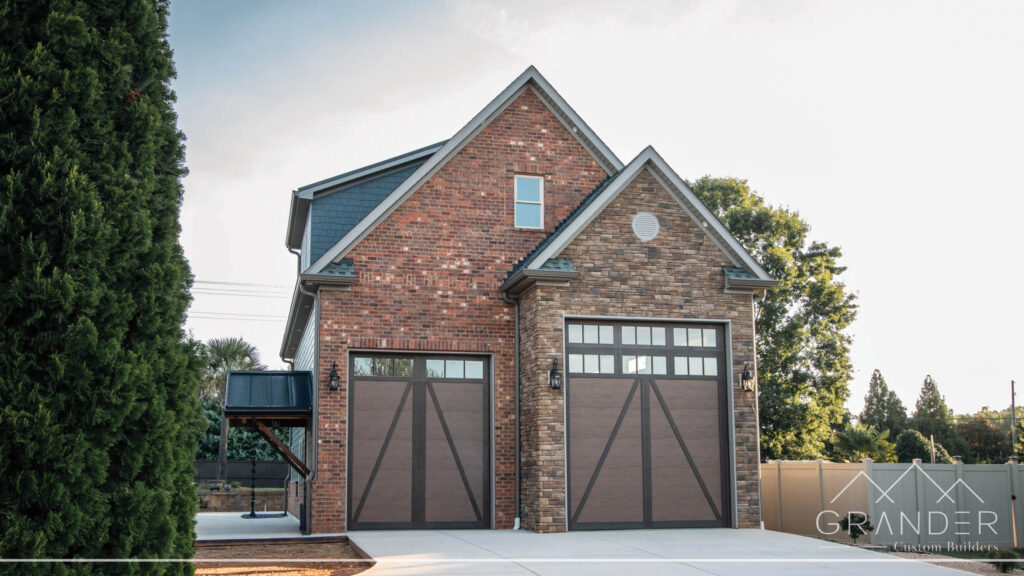 Grandview Garage - Image 5